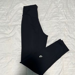 The Casey P’tula leggings 🖤🖤